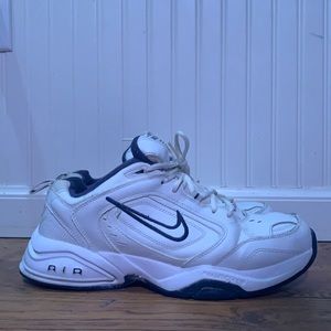 Air monarch Nike shoes